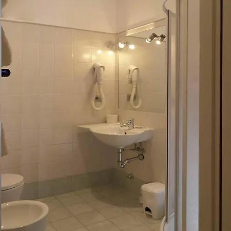 Regina 3* Riva del Garda