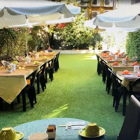 Regina Hotel 3*