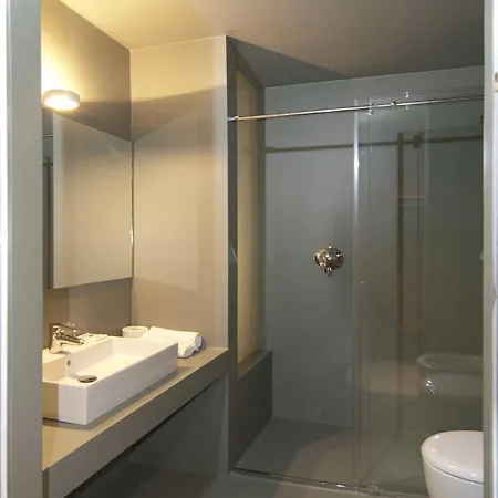 Regina Hotel 3*