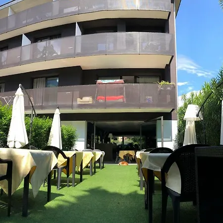 Regina Hotel 3*